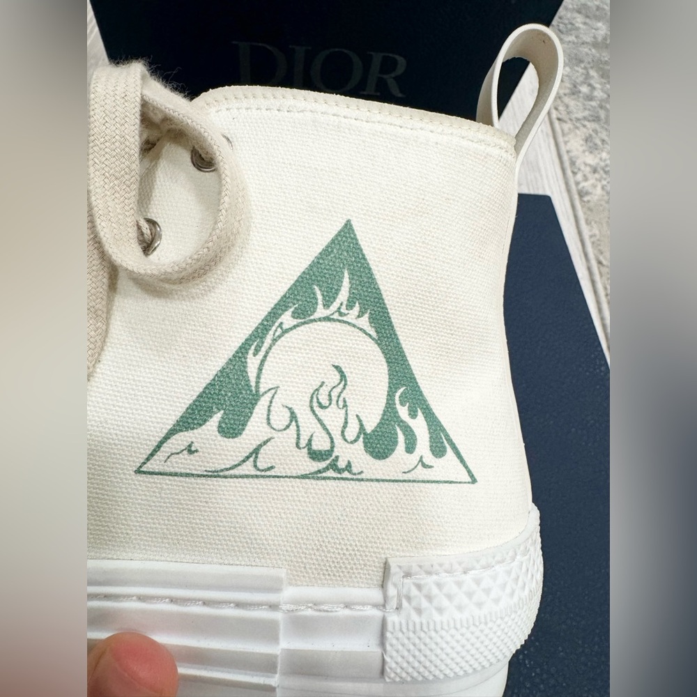DIOR B23 White Canvas with AsteroDior Signature High Top Sneakers - Picture 15 of 16
